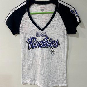 Colorado Rockies small t-shirt with cute detail